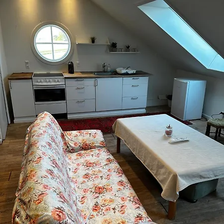 Mini Med Kokken Og Adgang Til Badevaerelse Apartman Helsinge